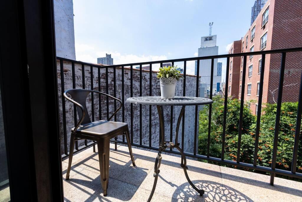 809-6B 2Br Duplex Breathtaking Views Beauty Apartment New York Exterior photo